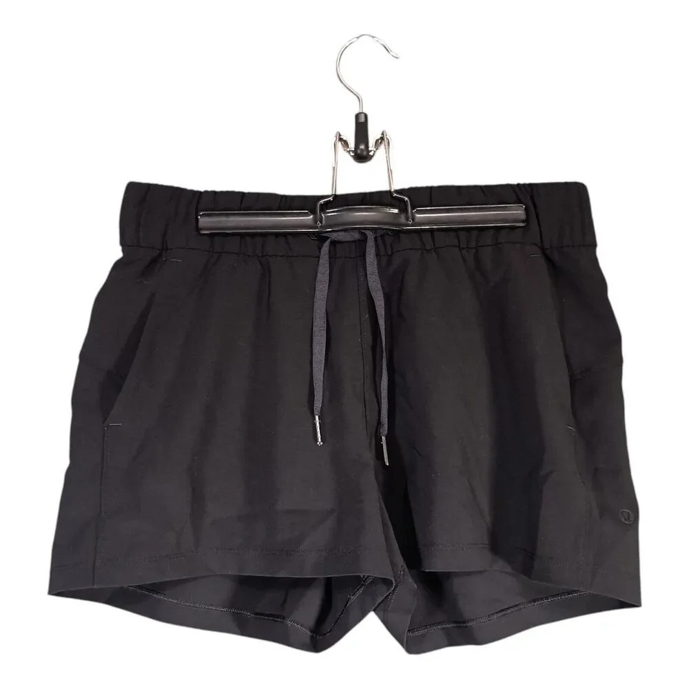 Lululemon On The Fly Short Woven 2.5" Black Women's 6